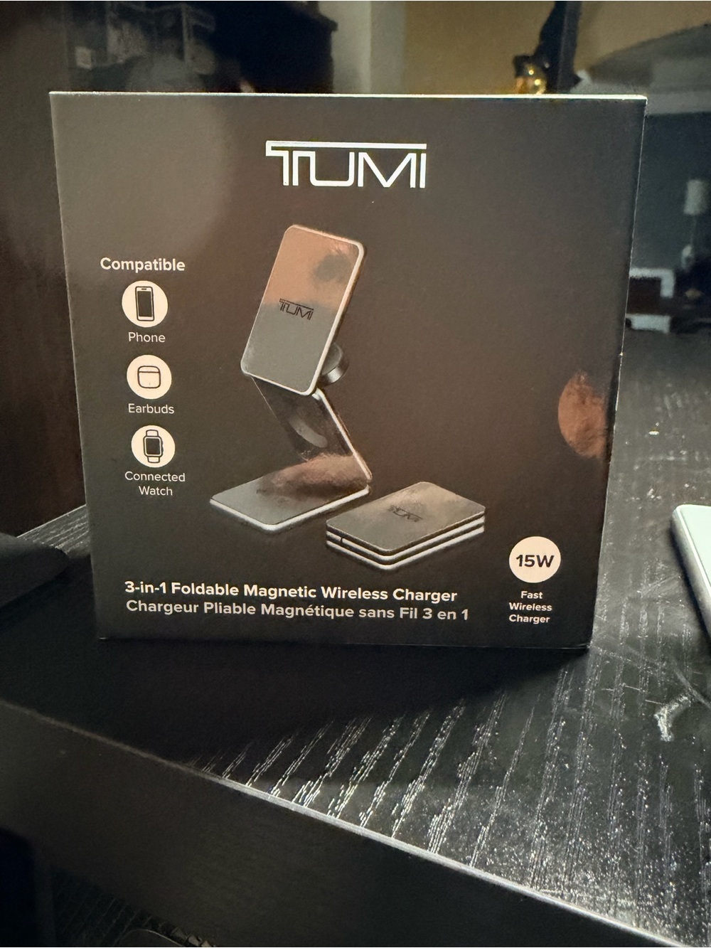 Tumi 3-in-1 Foldable Magnetic Wireless Charger - Black